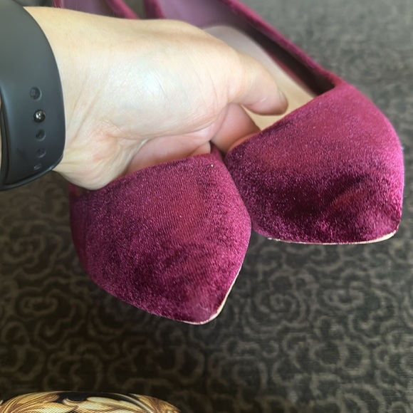 Big Tree Heels Elegant Velvet Pumps - Picture 6 of 8